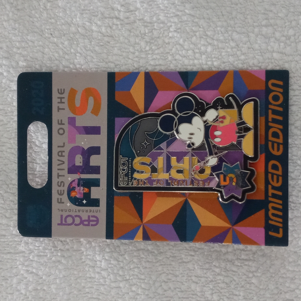 Disney Epcot Festival of the Arts Pin